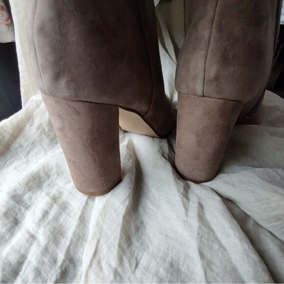 Steve Madden Women's Taupe Suede Over-the-Knee Boots. "Blyss" Size 7 - Picture 8 of 11